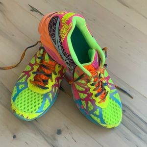 ASICS Gel Noosa